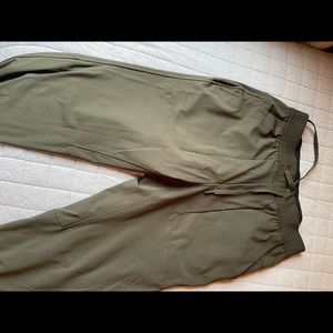 Mens lululemon joggers - medium